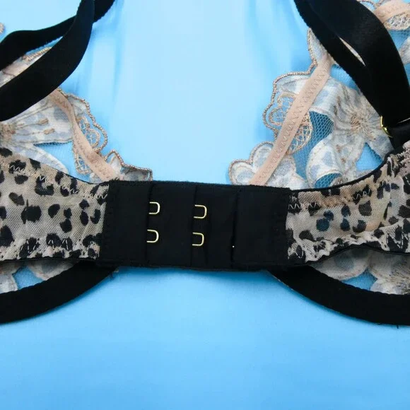 Victorias Secret Balconette Bra 32D Black Low Cut Demi Lingerie Unlined Sexy New - Picture 7 of 10